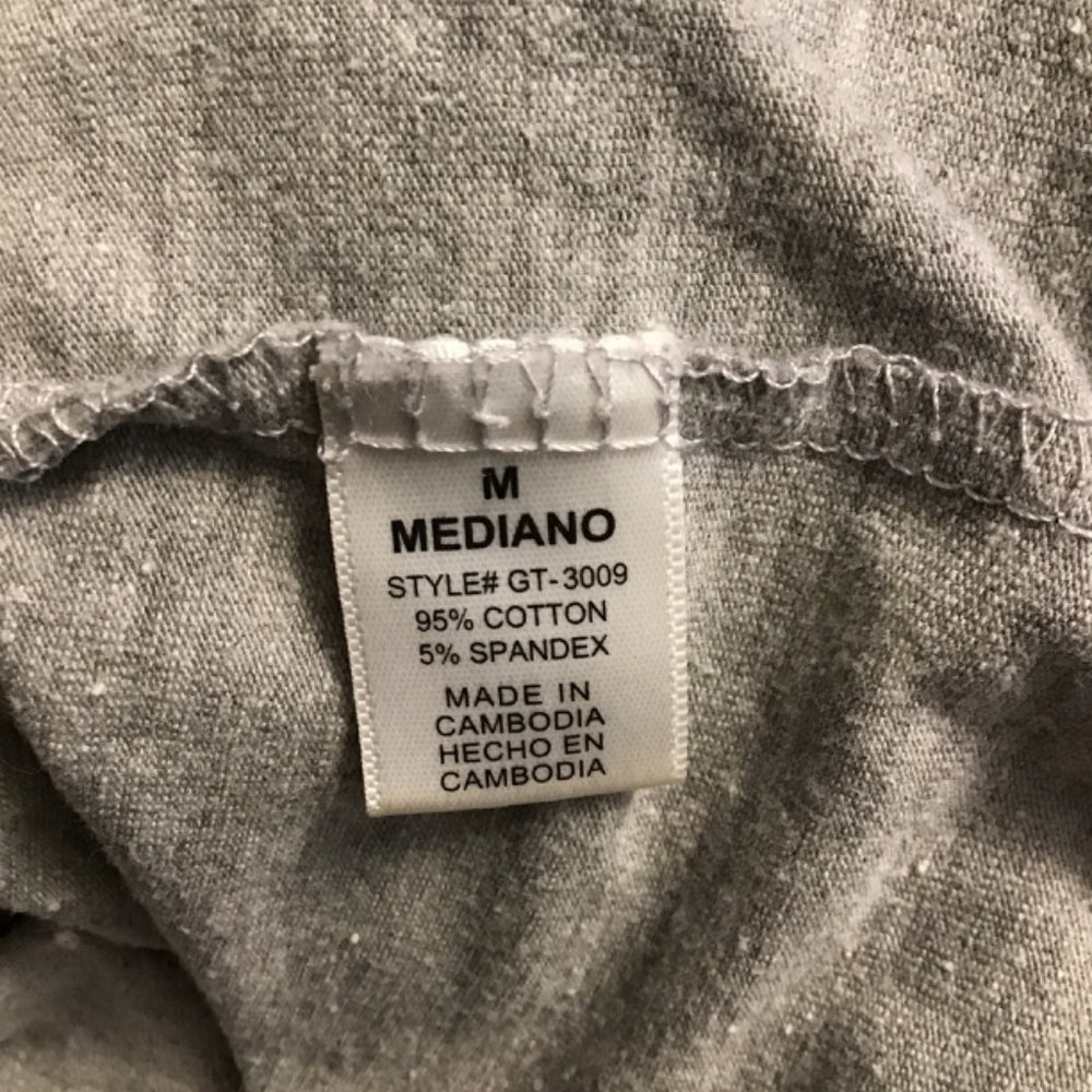 Zenana outfitters dry goods V neck shirt Sz M