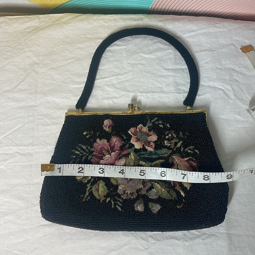 Creation of Kishua’s purse full glass beaded tapestry embroidered flowers gold