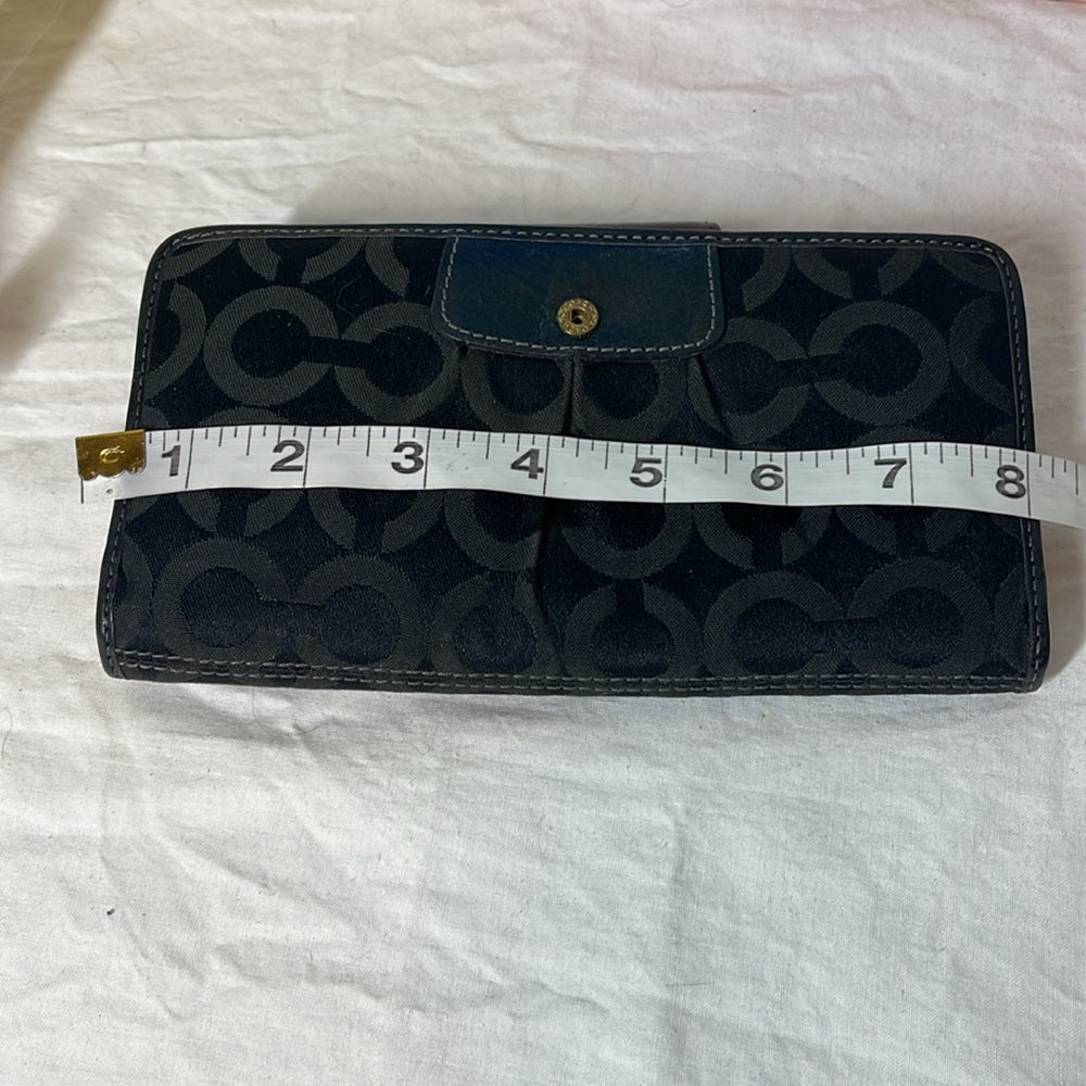 Vintage, coach, wallet, light pink inside black fabric on the outside & leather