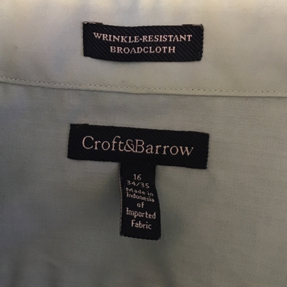 Croft & Barrow long sleeve shirt baby blue size 16 34/35