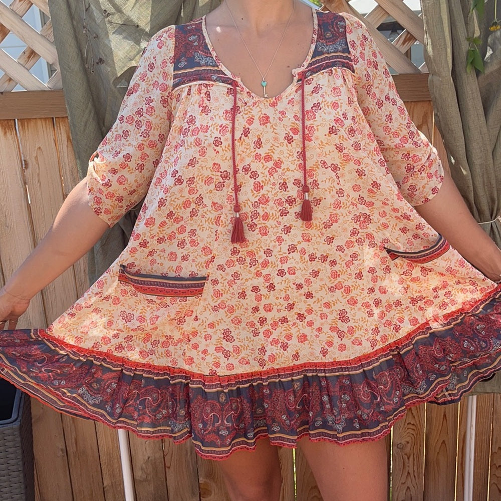 Free people dress short sleeves with pockets peach red paisley print