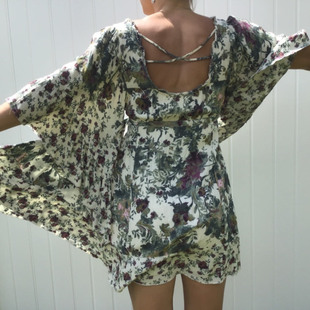 Free People Flower Dress  Goddess sleeves size S