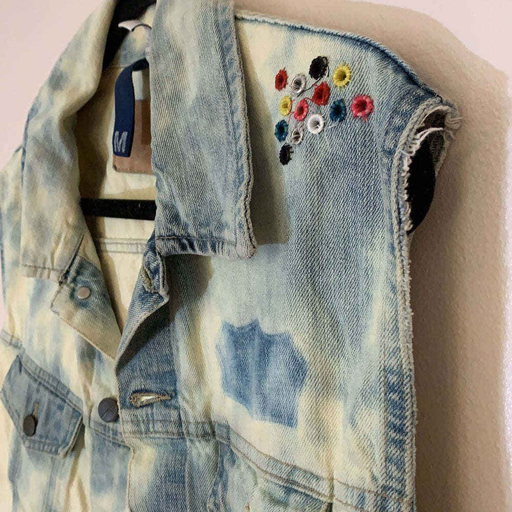 H&M Edgy Bold bleach  Denim  Sleeveless vest size M colorful handmade details