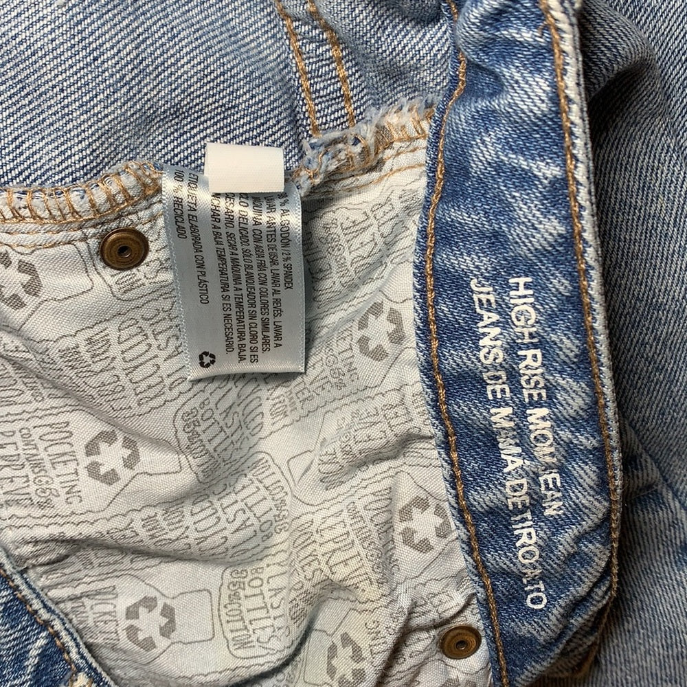 Wild Fable Distressed High Rise Mom Jean size00