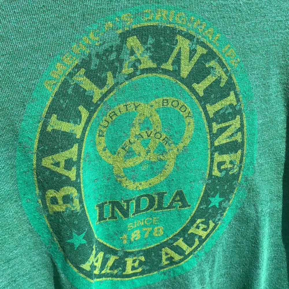 Alternative earth Casual Yale Ale Green Graphic Tee szS