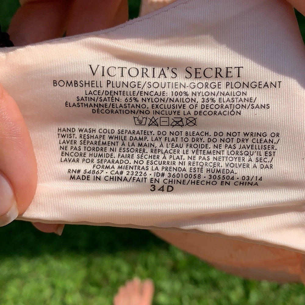 Victoria’s Secret Sexy Lacy Pink PushUp Bra 34D