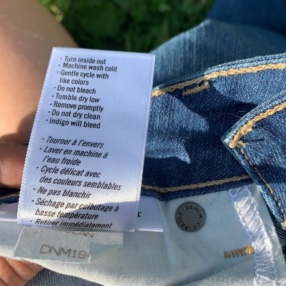 Sexy Snug Quality Bootcut Denim sz25