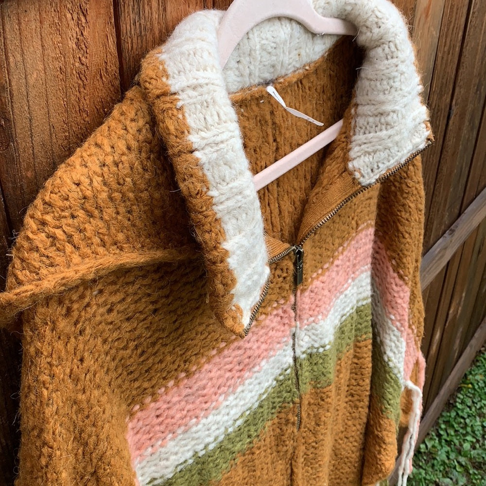 Rare Free People Chunky Hooded Sweater Shawl