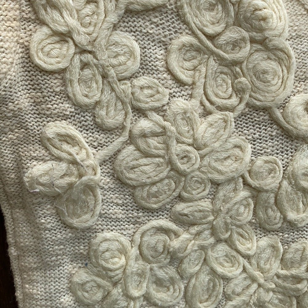 Free People Floral Embroidered Sweater M extra long sleeves