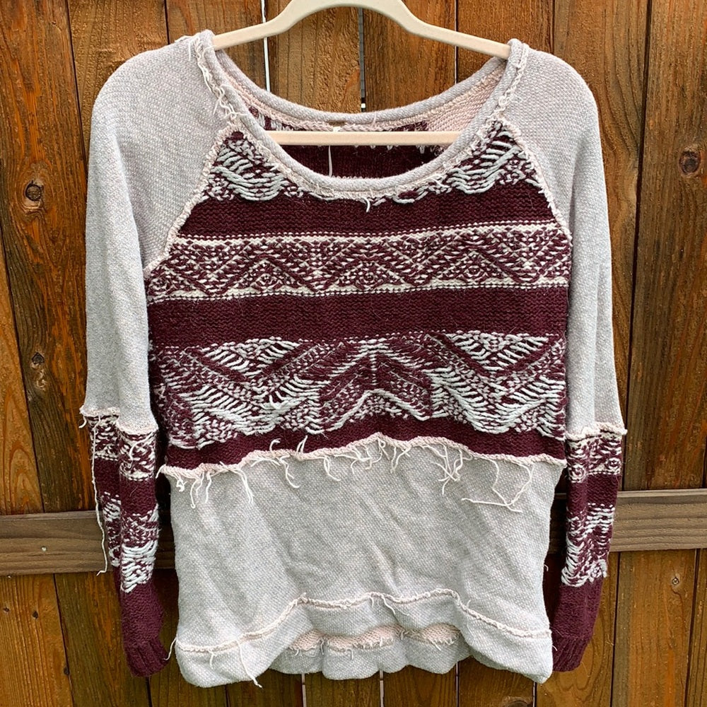 Free People Beautiful Thick Knit maroon and grey Sweater S