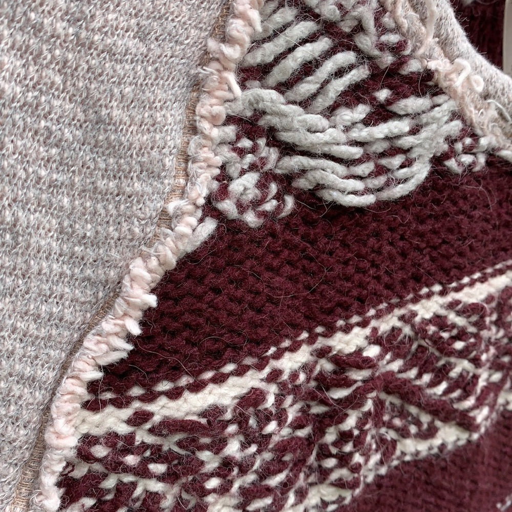 Free People Beautiful Thick Knit maroon and grey Sweater S