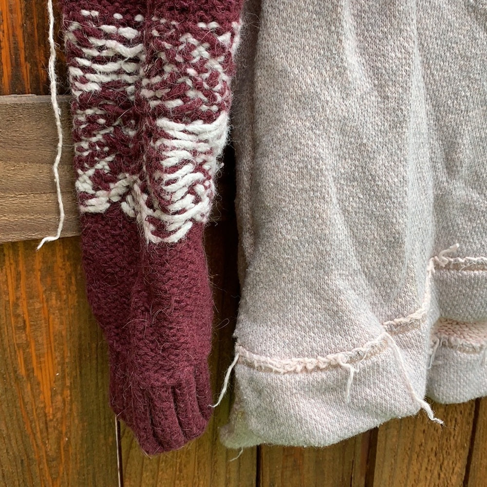 Free People Beautiful Thick Knit maroon and grey Sweater S
