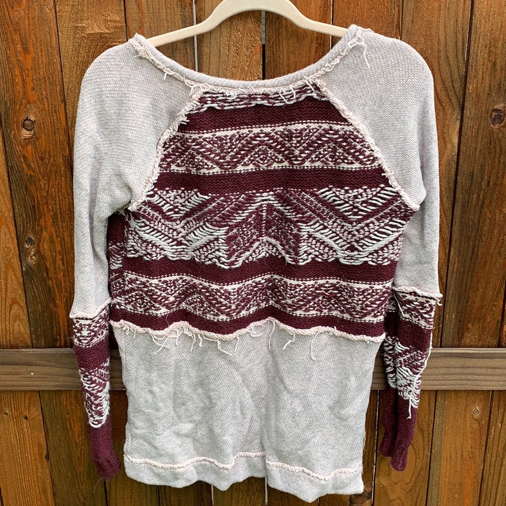 Free People Beautiful Thick Knit maroon and grey Sweater S