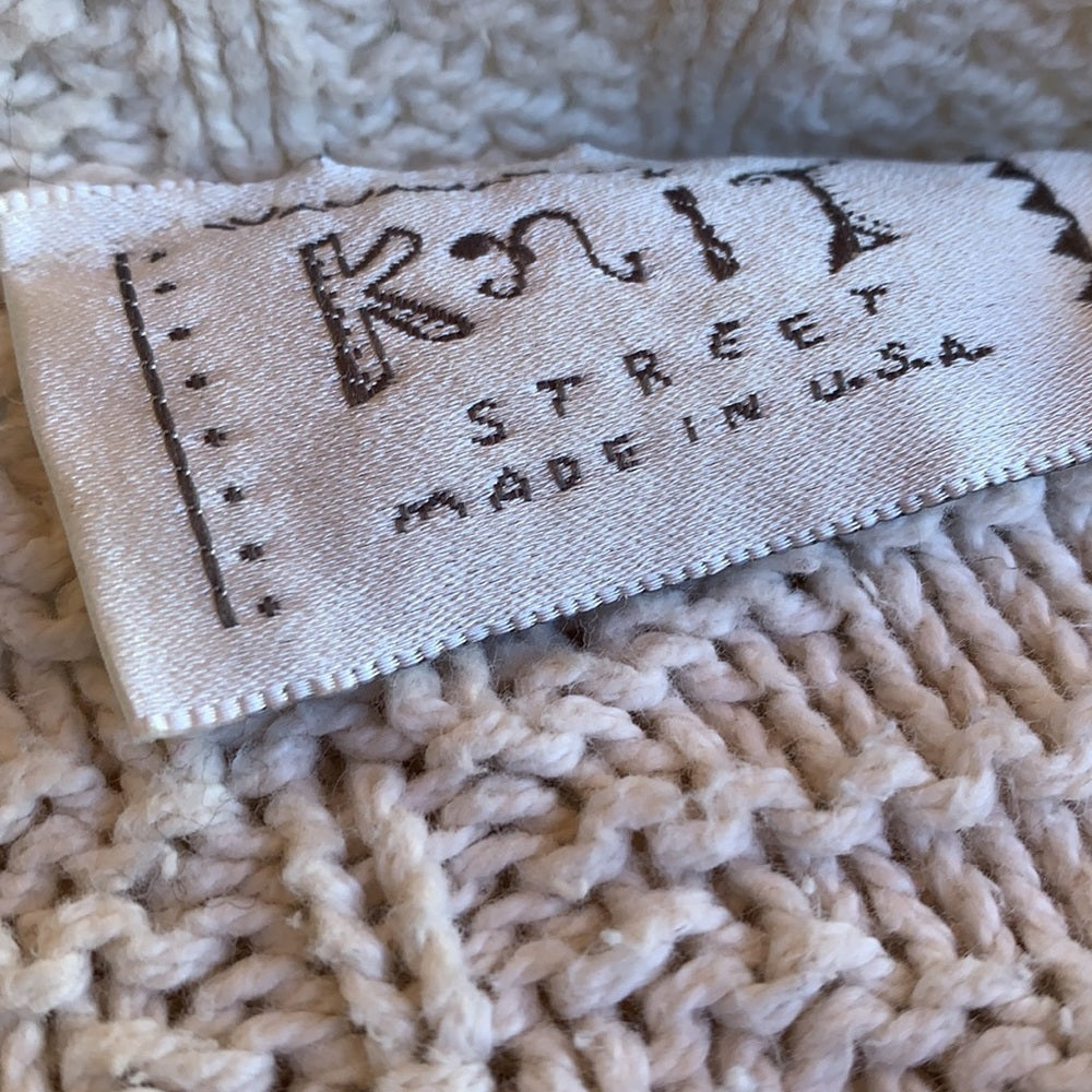 Knit Street Knit Sweater size M