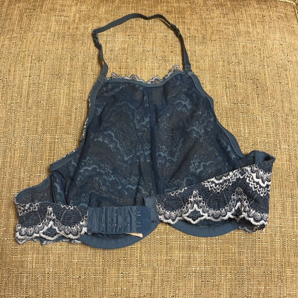 Free people bundle deal! 2 lace bras