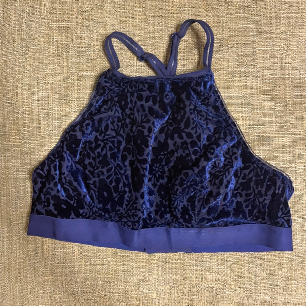 Victoria secret, Pink , Aerie bras bundle deal