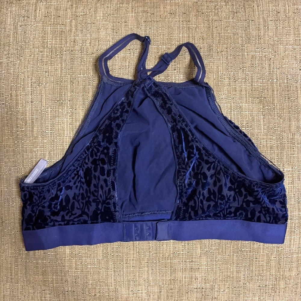 Victoria secret, Pink , Aerie bras bundle deal