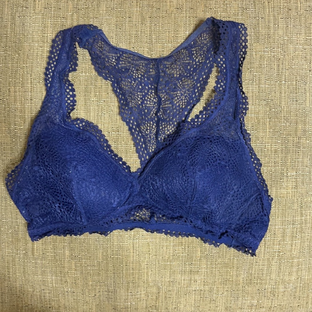 Victoria secret, Pink , Aerie bras bundle deal