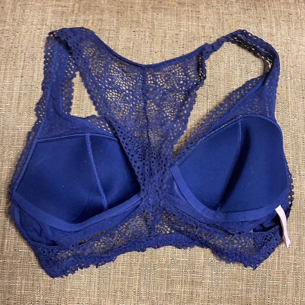 Victoria secret, Pink , Aerie bras bundle deal