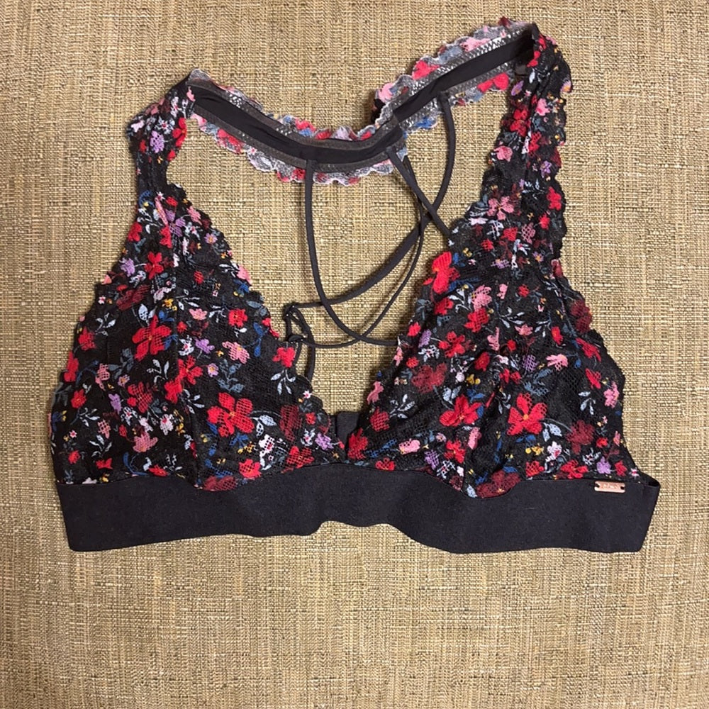Victoria secret, Pink , Aerie bras bundle deal