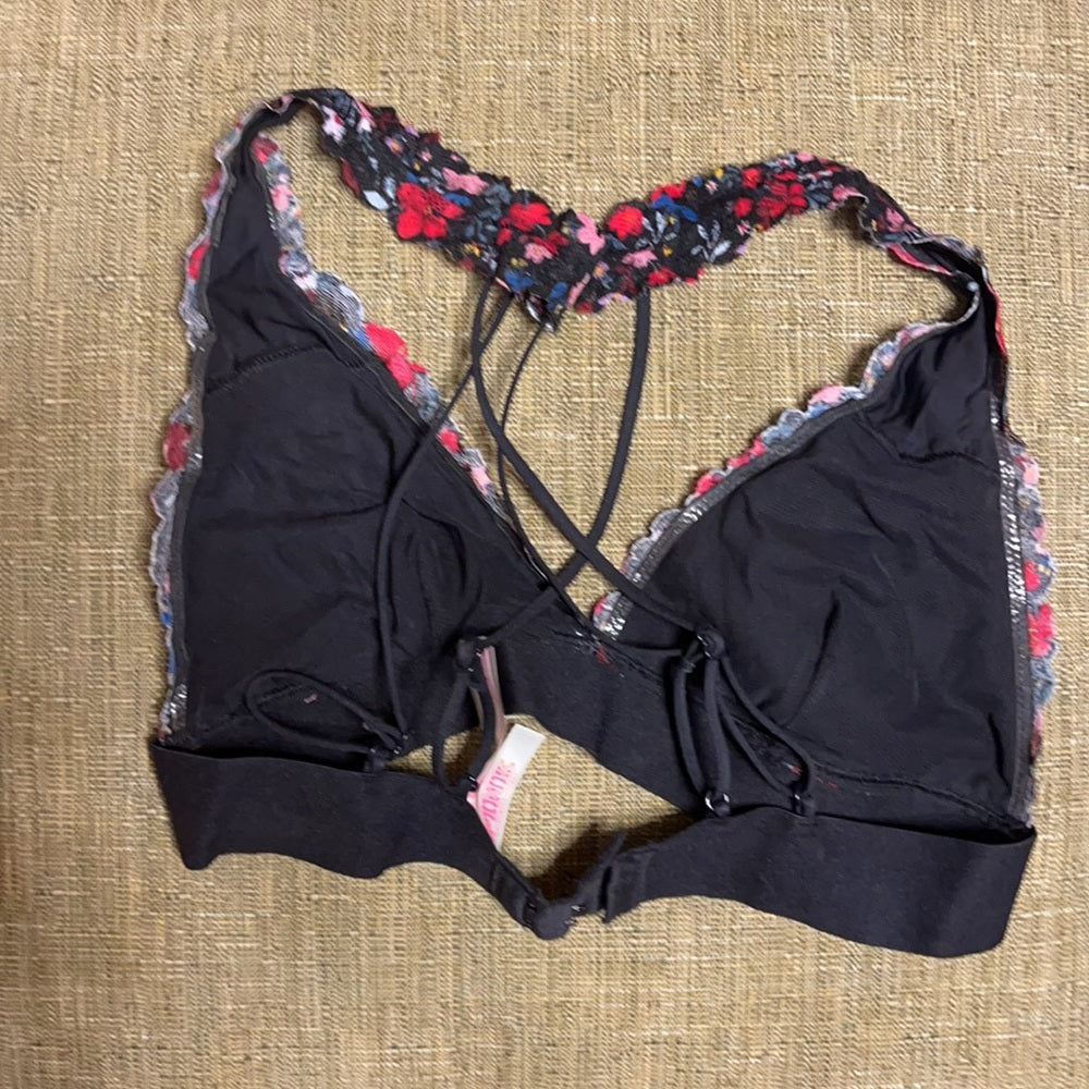 Victoria secret, Pink , Aerie bras bundle deal