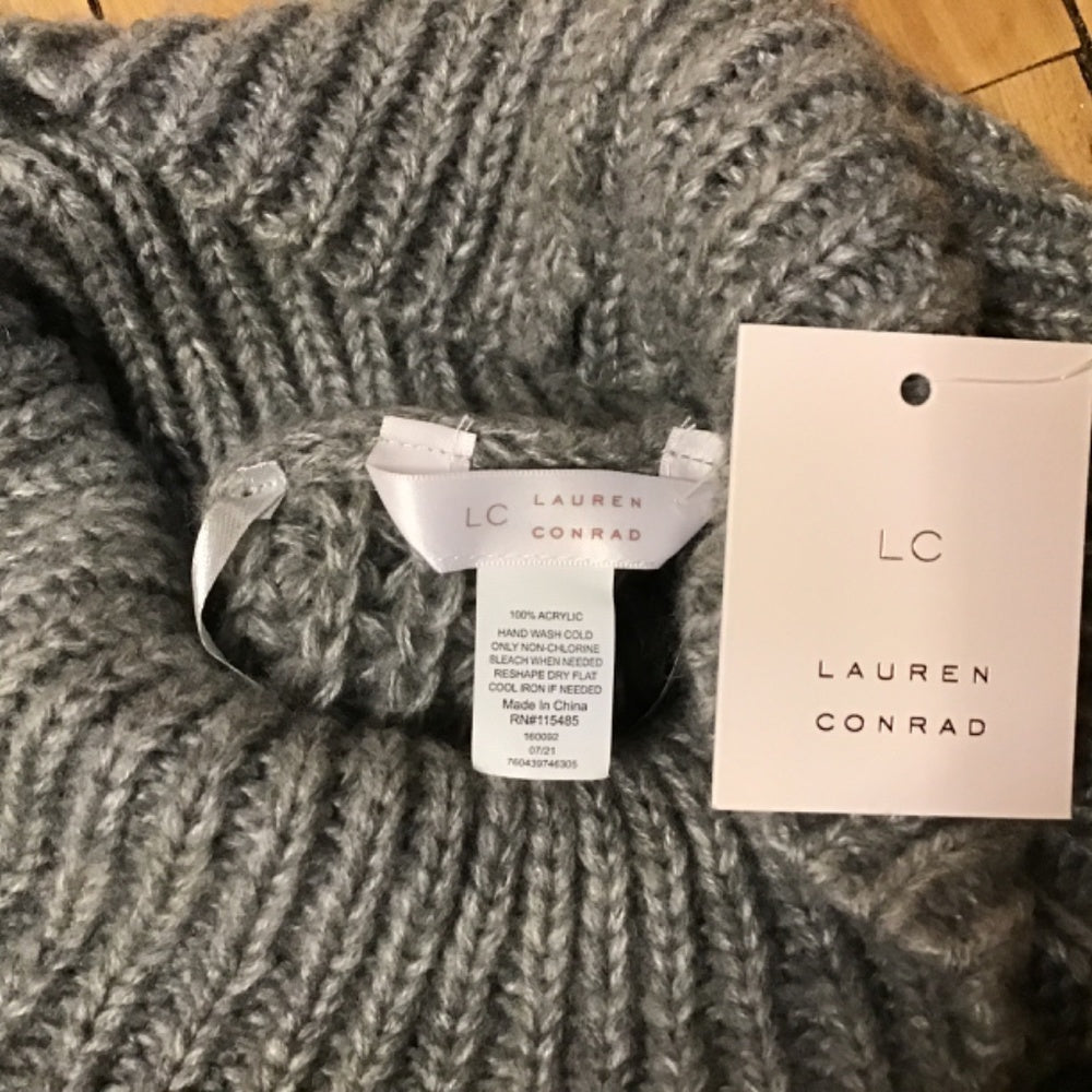 Lauren Conrad Sweater size OS