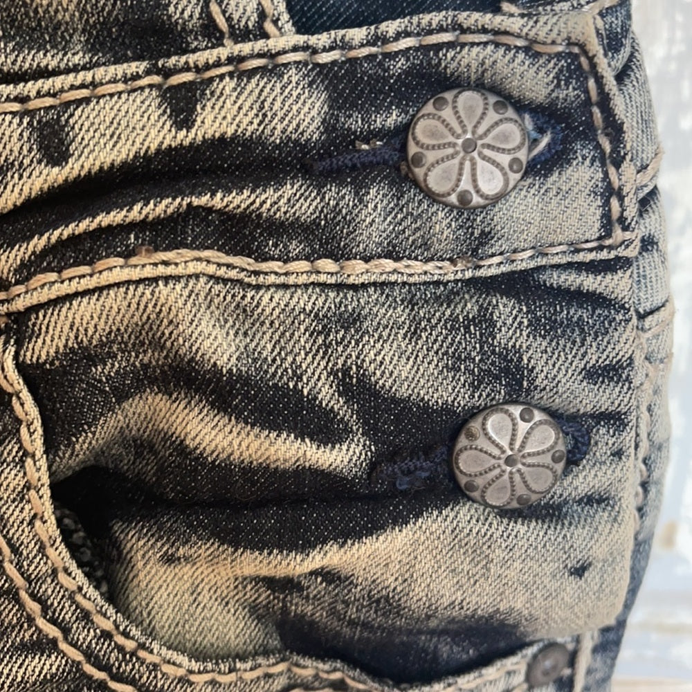 Hippie laundry short overalls sz 3