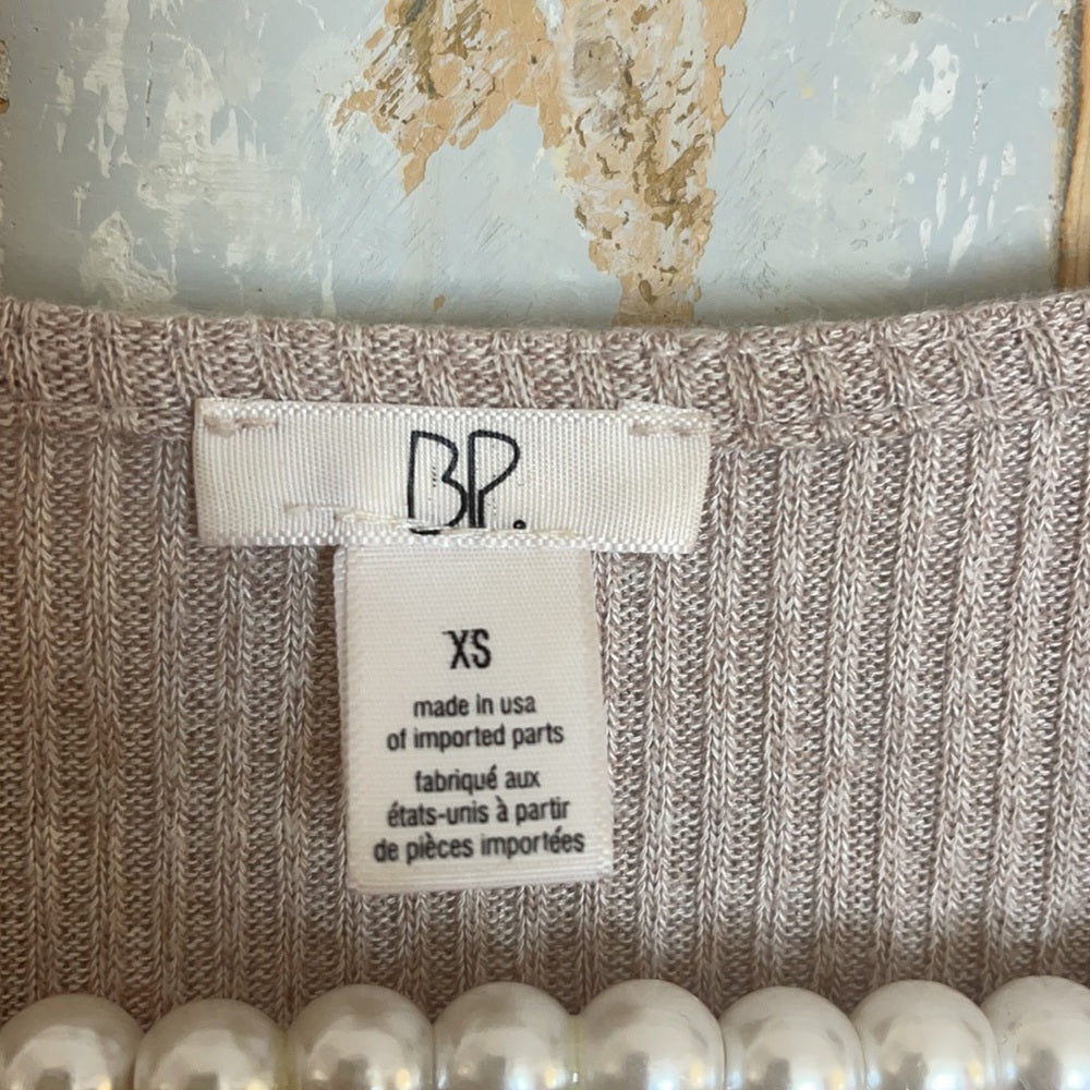 Bundle 3 crop tops American Eagle forever 21 and B.P