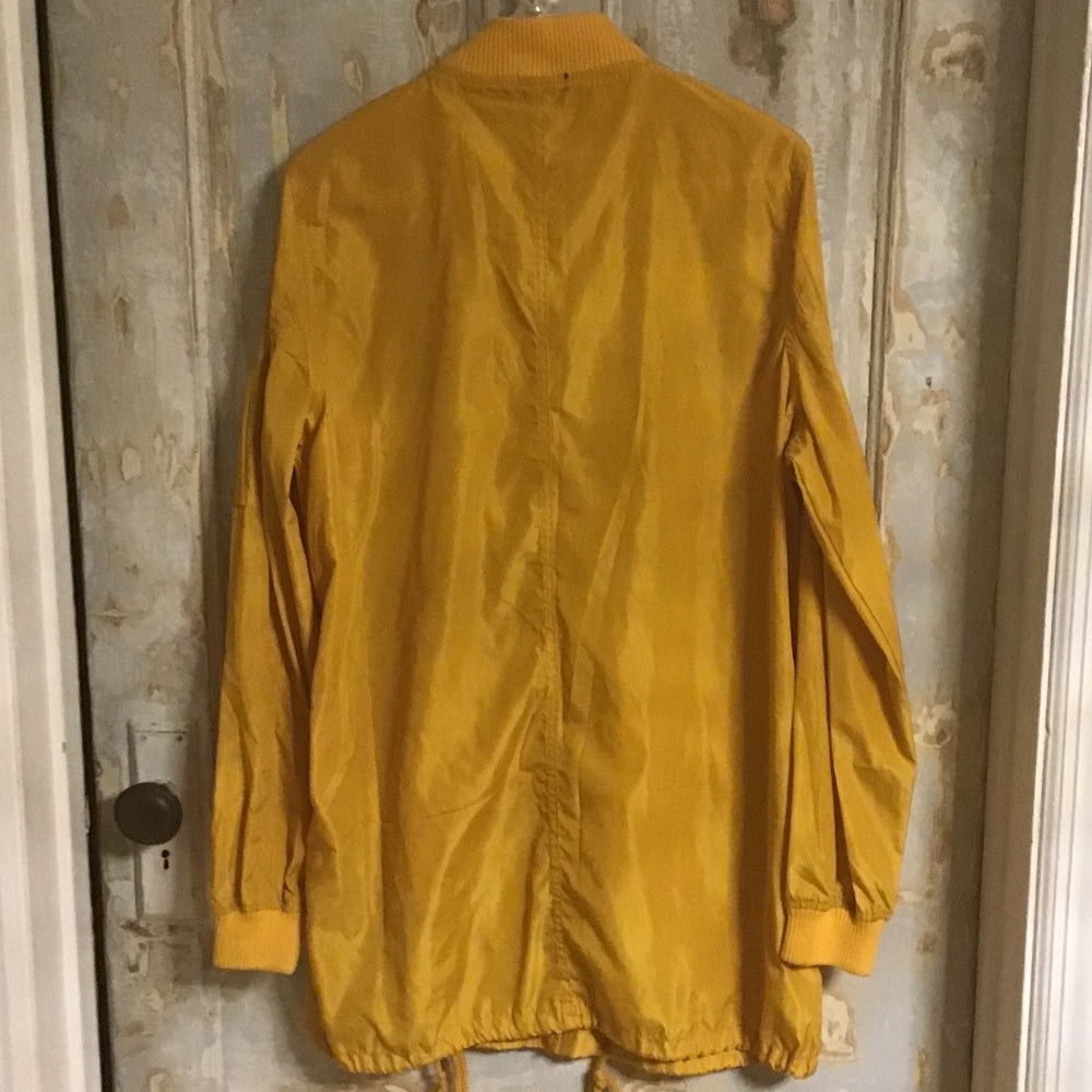 Vintage Glitz Gold Windbreaker With Patches & Pockets sleeve pocket