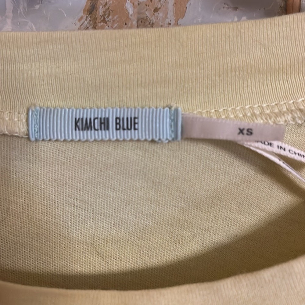 Kimchi Blue Yelllo Tee crop top size XS