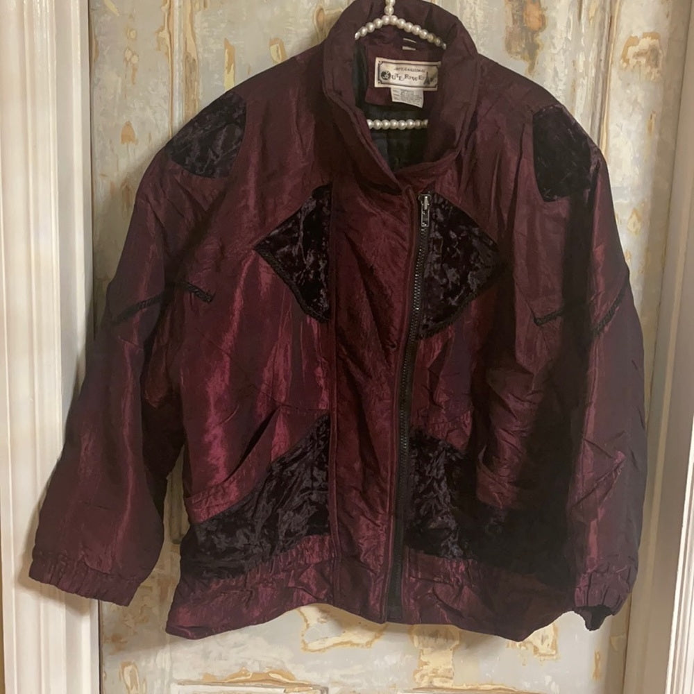 Vintage maroon International Outerwear velvet bomber jacket Sz M