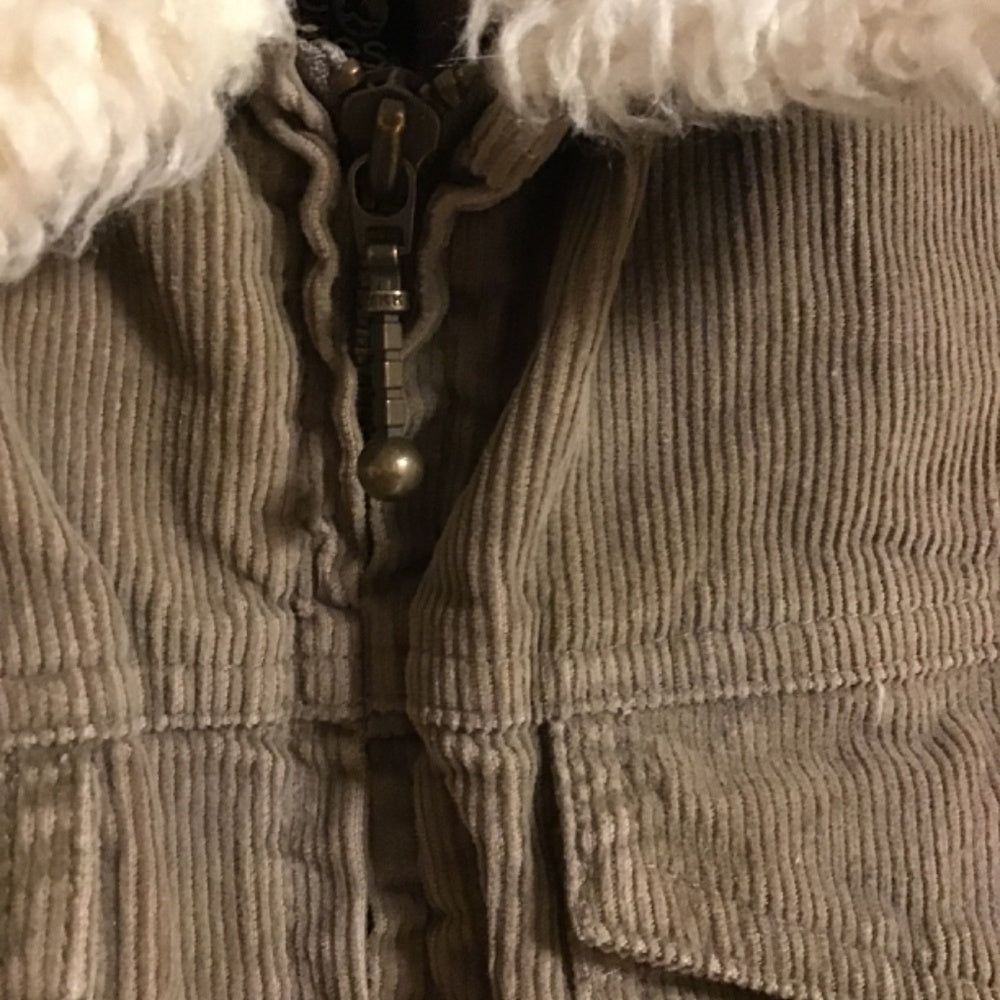 Guide series green zip up vest Sz M