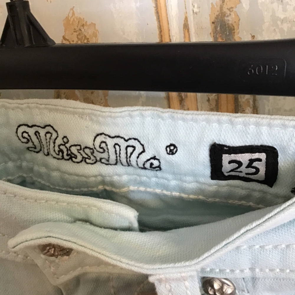 Miss Me skinny Izzy blue jeans Sz 25 with rhinestones