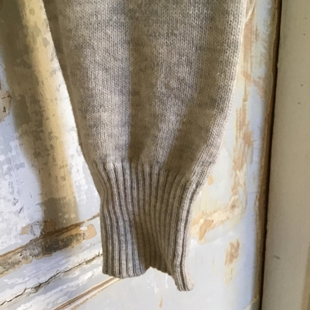 American Eagle gray cardigan with shimmery accents Sz XS