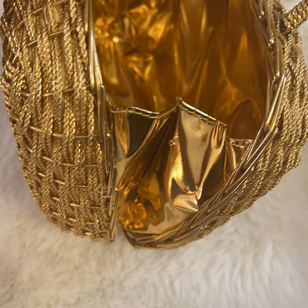 Vintage 80s Gold metal clutch with feet metallic