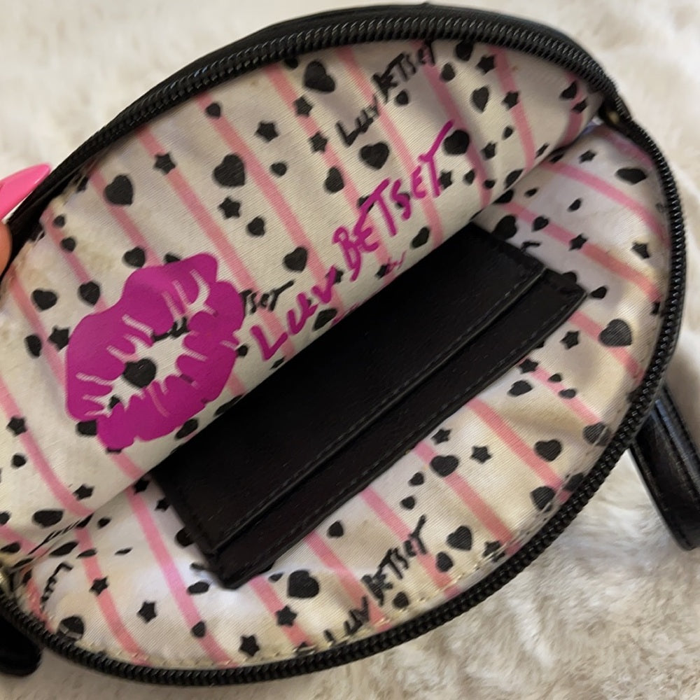 Betsey Johnson Kitten Clutch w/ card holder sparkle hearts