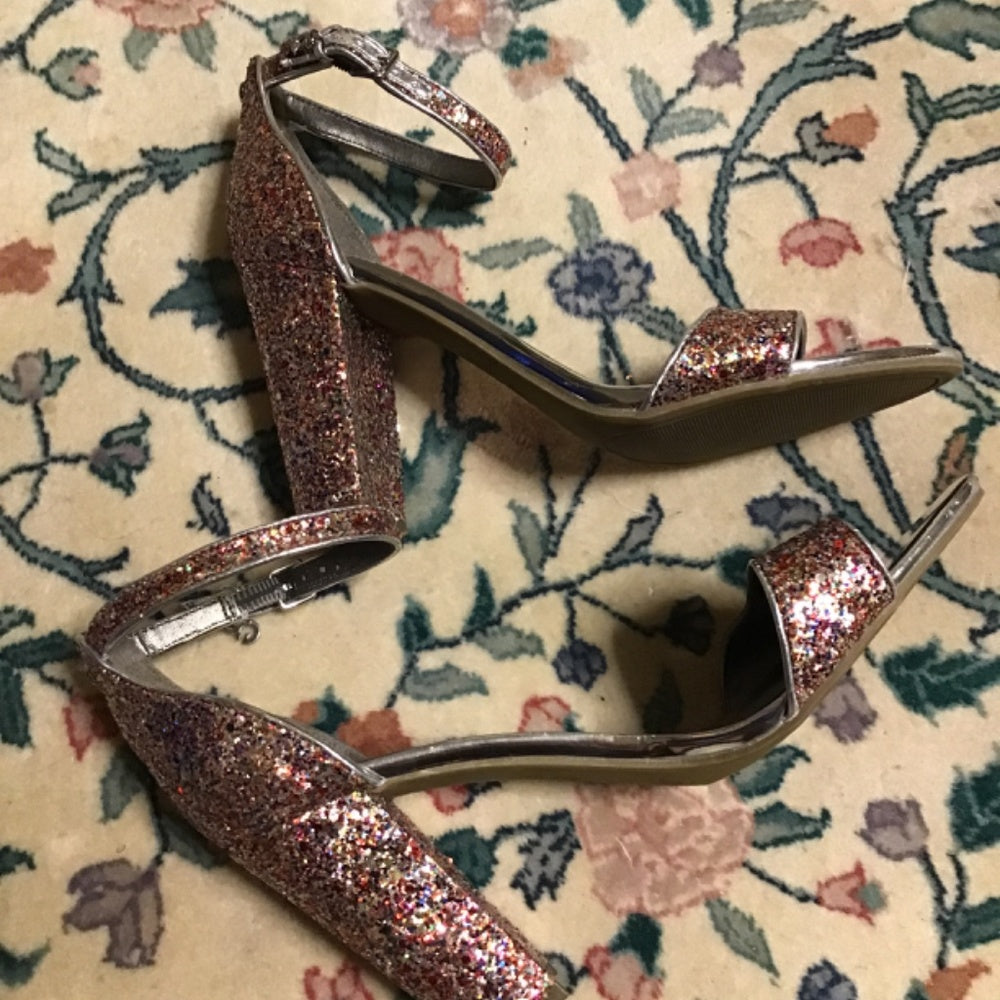 G by Guess Heels size 9