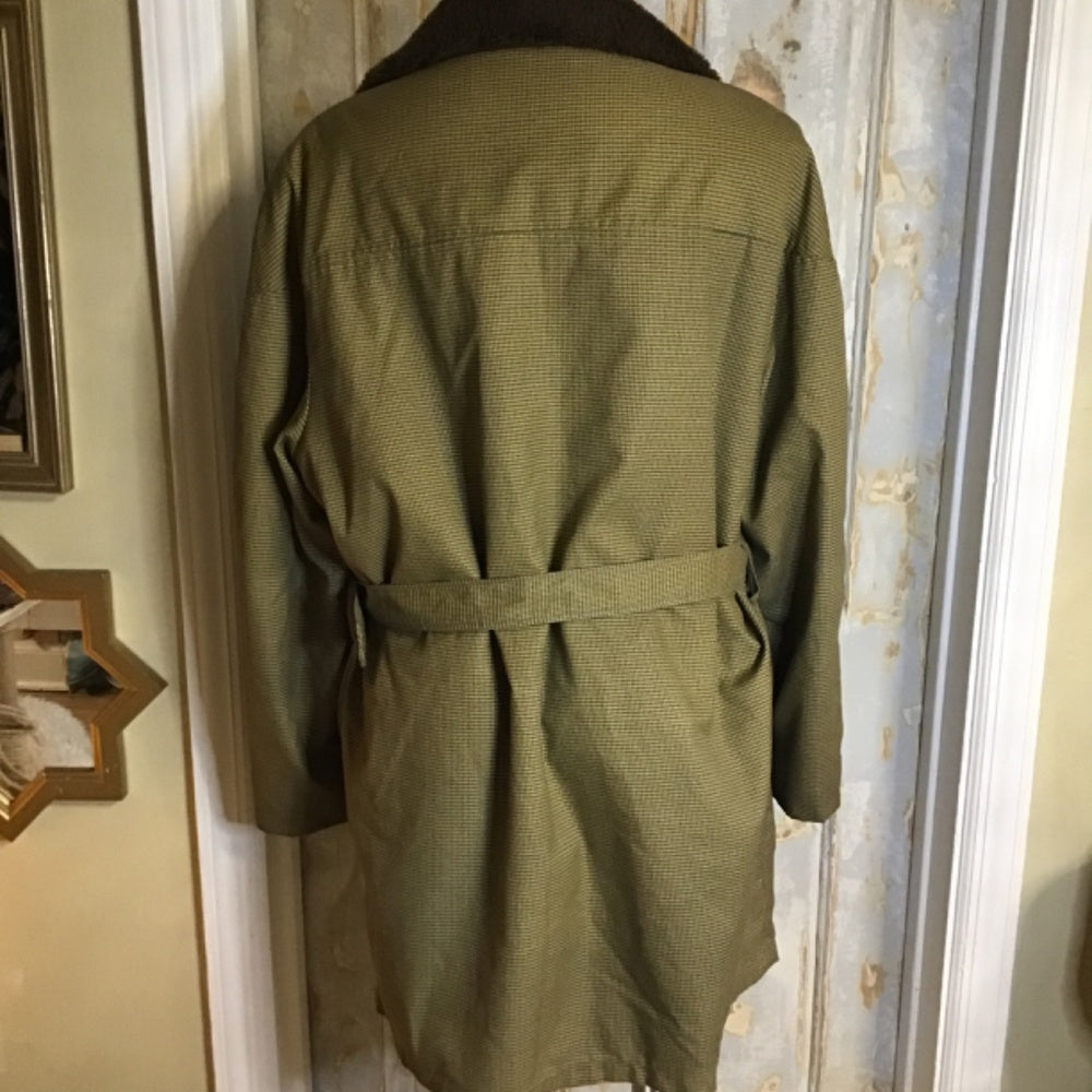 Vintage Midwest outerwear winter coat vegan fur belt and pockets