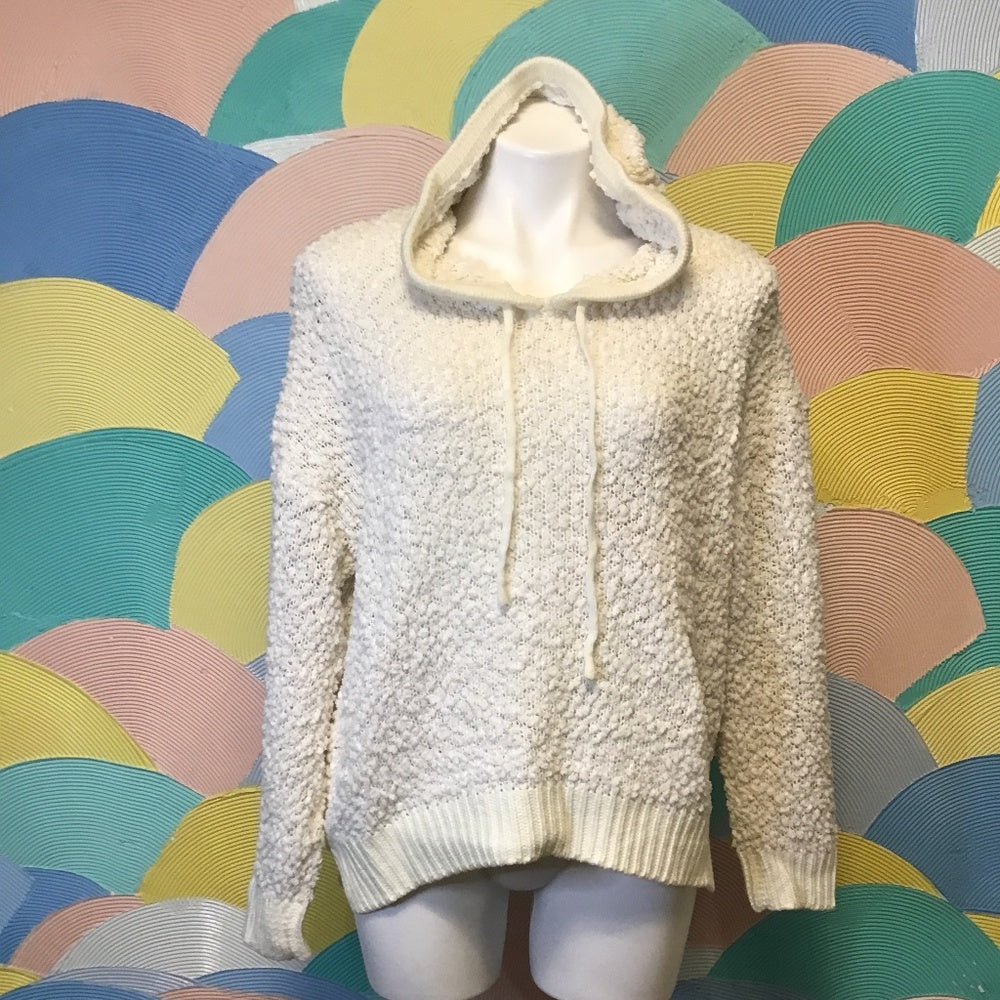 Cozy white sweater with hoodie size M