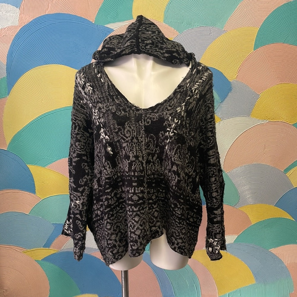 Free People Cozy Knit Pattern Scoop neck Sweater w/ hood sz small black and grey