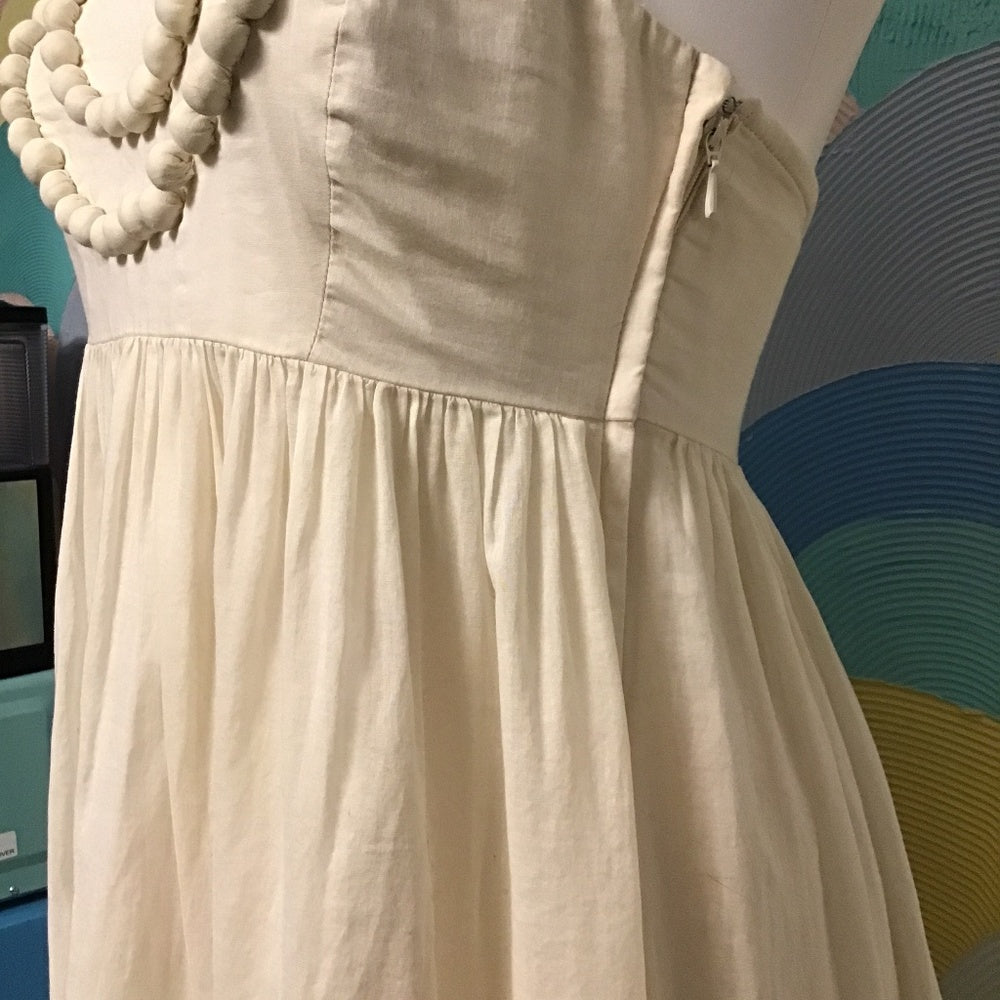 Gap cream dress with accents Sz 4