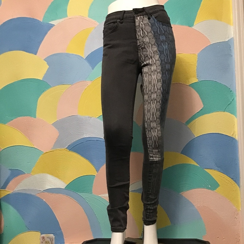 Aeropostale pretty little liars denim pants size 4