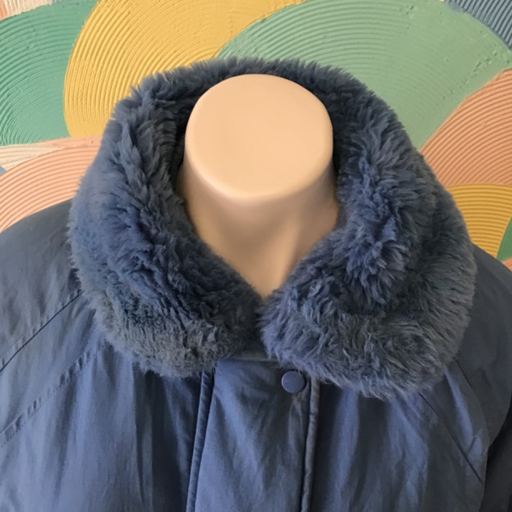 Winning Edge London Fog size 13/14 REG color baby blue