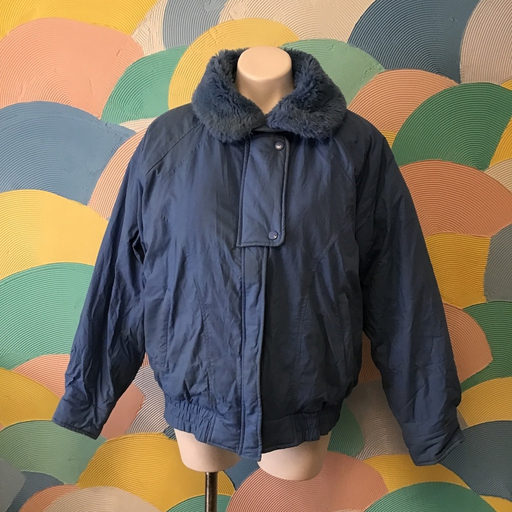 Winning Edge London Fog size 13/14 REG color baby blue