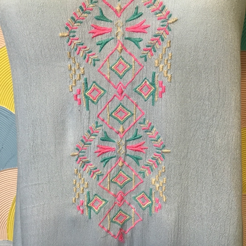 Truth NYC embroidery blue and pink dress Sz L
