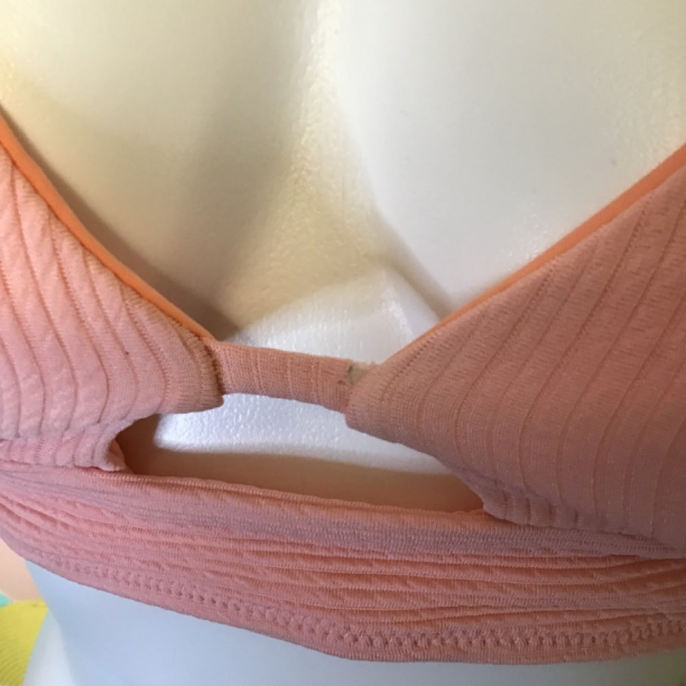 Pink swimsuit size S V cut