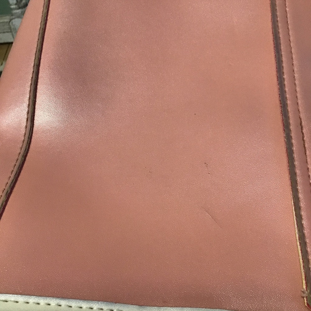 Pink shoulder purse cream and pink