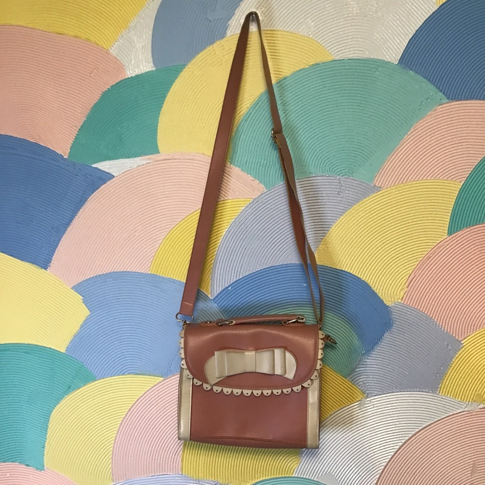 Pink shoulder purse cream and pink