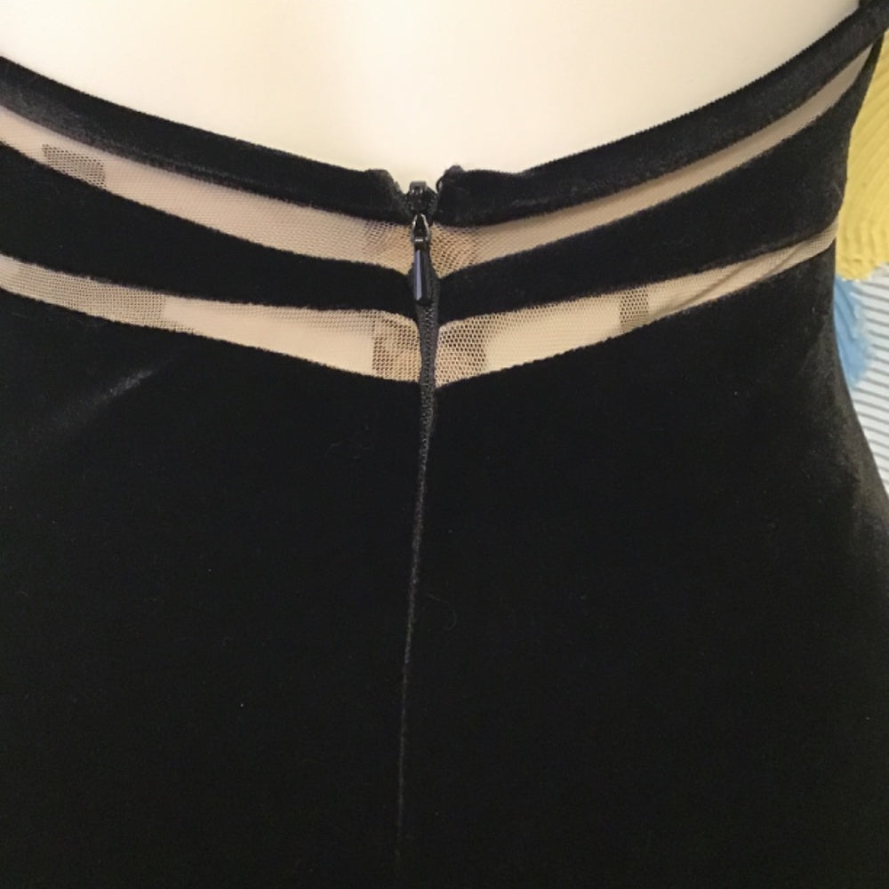 Prom velvet Xscape black dress size 2