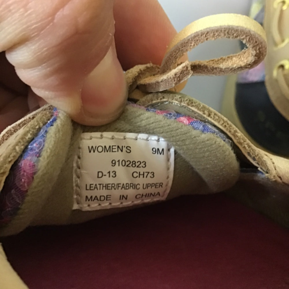 S Perry top sider woman shoes size 9